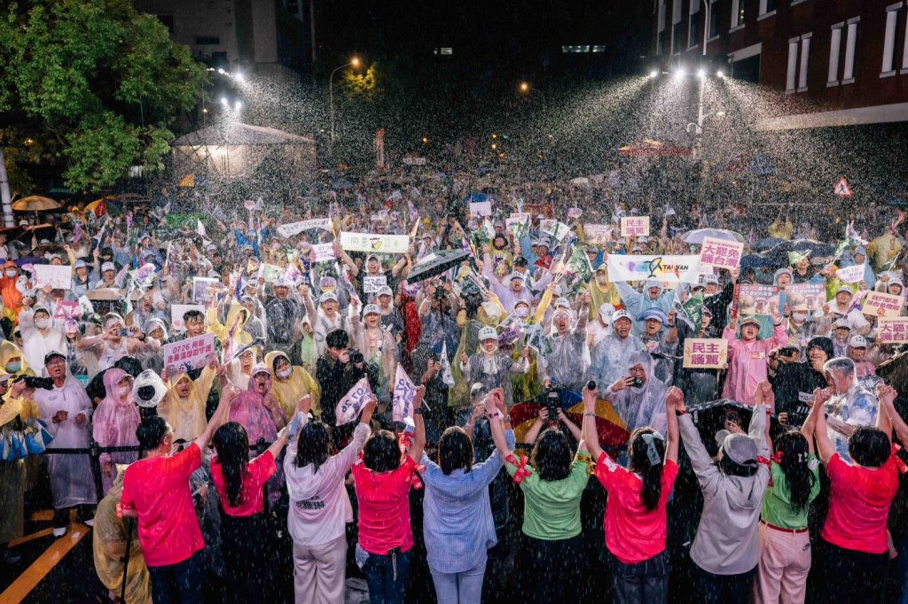 快訊/大罷免大失敗!民進黨18:30召開記者會 快訊/大罷免大失敗!民進黨18:30召開記者會