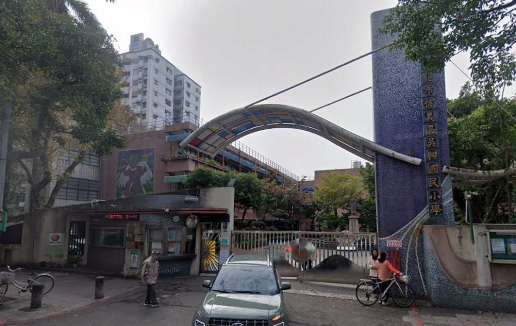 快訊/徐巧芯選區傳意外!民眾投開票所「失去意識」急救後恢復意識 快訊/徐巧芯選區傳意外!民眾投開票所「失去意識」急救後恢復意識