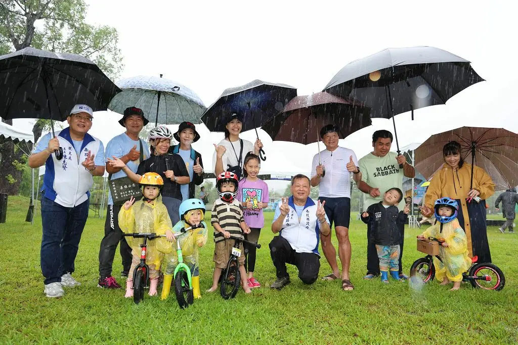 名間小鎮漫旅尋騎 大雨澆不息大小騎士如火熱情 名間小鎮漫旅尋騎 大雨澆不息大小騎士如火熱情