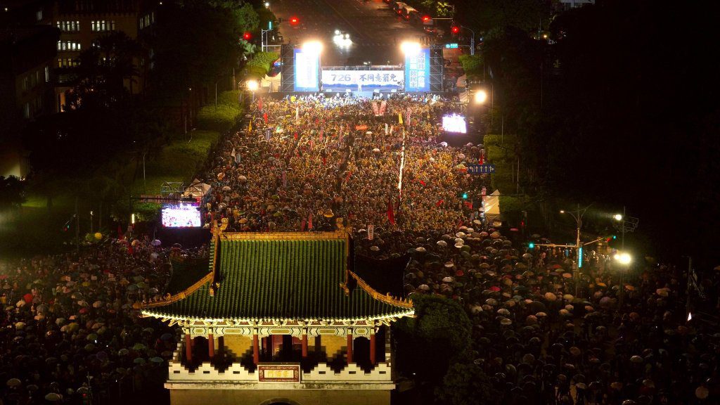 快訊/大罷免大失敗!確定25:0完封「藍委、高虹安保位」 823還有7人罷免案 快訊/大罷免大失敗!確定25:0完封「藍委、高虹安保位」 823還有7人罷免案