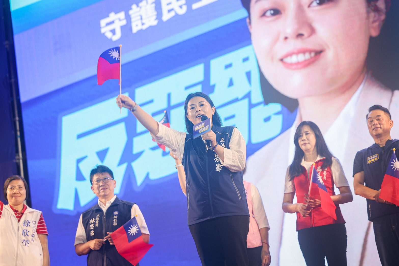 挺過罷免!桃園市第6選區立委邱若華:人民要的是團結 不是仇恨對立 挺過罷免!桃園市第6選區立委邱若華:人民要的是團結 不是仇恨對立