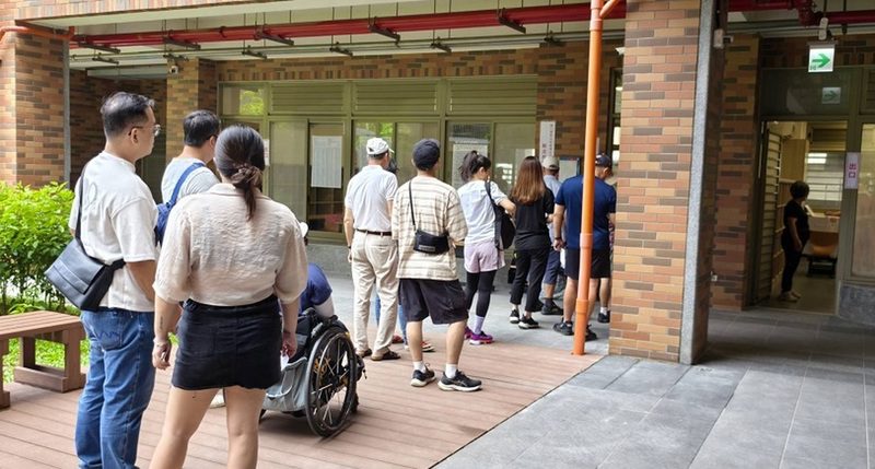 當公理與正義依舊存在 當公理與正義依舊存在