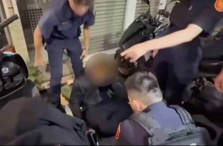 男子竊車酒駕逛大街 警一小時內將他逮獲 男子竊車酒駕逛大街 警一小時內將他逮獲