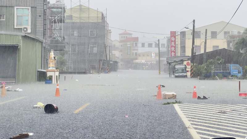 0728豪雨造成後壁積淹水 17位年長者撤離或依親安置 0728豪雨造成後壁積淹水 17位年長者撤離或依親安置