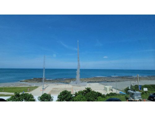 旭海科研火箭發射場域組裝廠與控制中心啟用  青年火箭夢想接軌太空