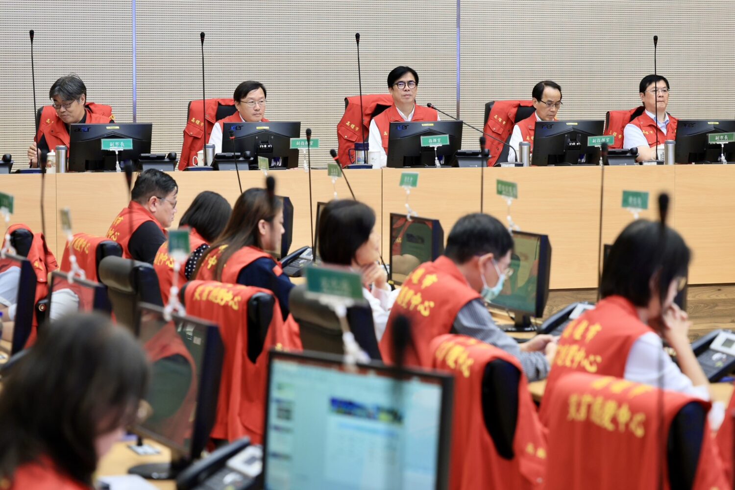 高雄成立豪雨應變中心  陳其邁籲市民提防致災性豪雨