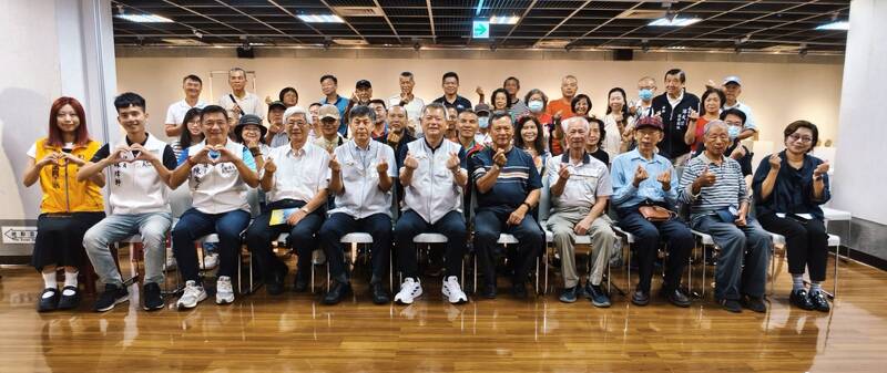 石雕美作震嘉義 嘉義市石雕協會會員聯展