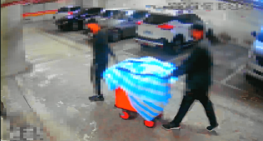 高雄億元綁票案!全家三口「家境富裕」險遭撕票 驚現人肉橘桶 高雄億元綁票案!全家三口「家境富裕」險遭撕票 驚現人肉橘桶