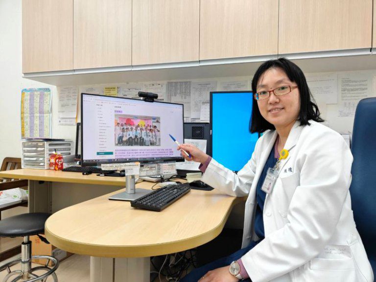 人類乳突病毒有多種不同型別 張瓊文醫師:定期接受子宮頸抹片檢查才有更完整的保護 人類乳突病毒有多種不同型別 張瓊文醫師:定期接受子宮頸抹片檢查才有更完整的保護