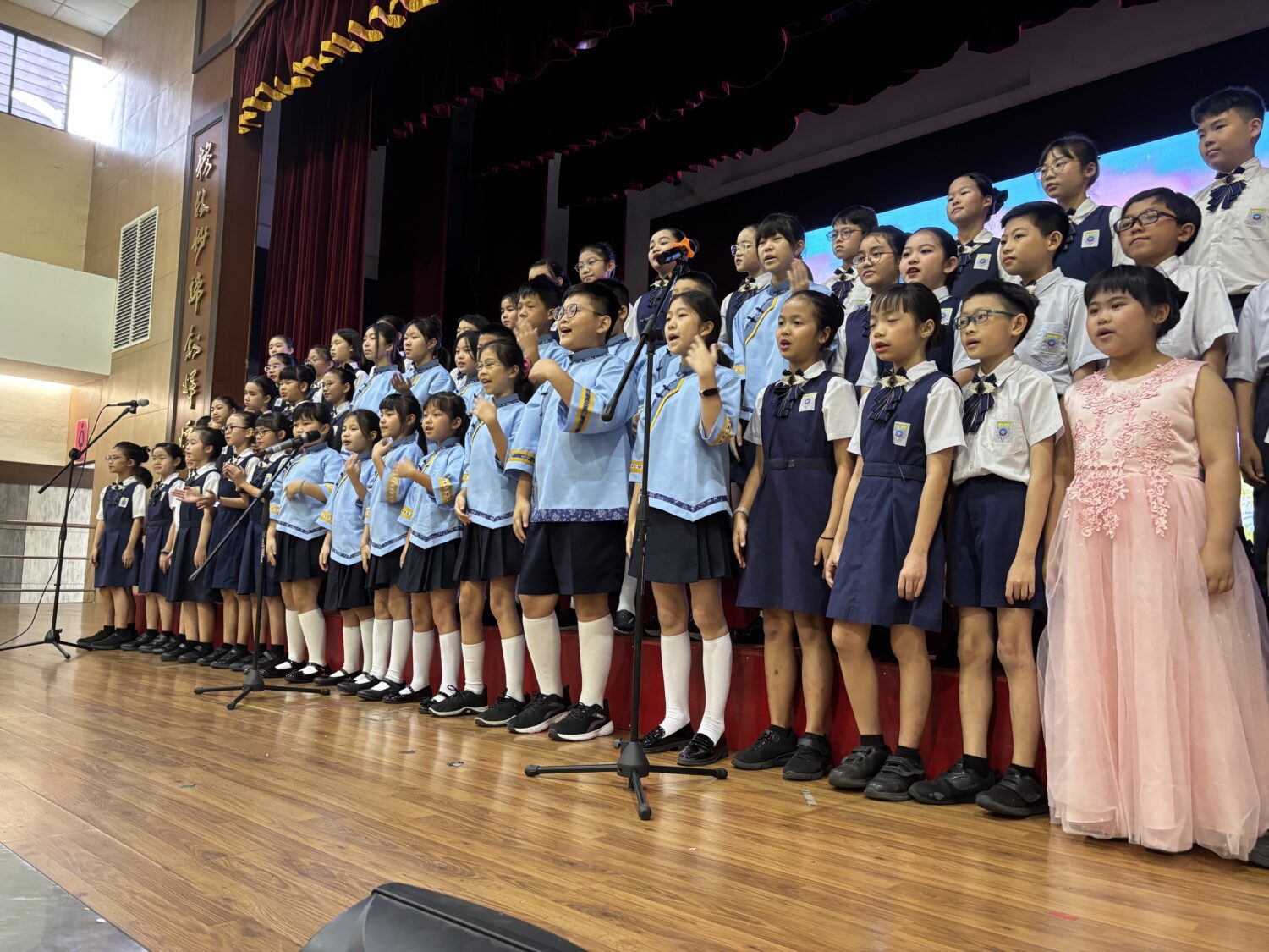 高市客委會率兒童合唱團赴馬 台馬學童音樂交流搭起友誼橋樑 高市客委會率兒童合唱團赴馬 台馬學童音樂交流搭起友誼橋樑