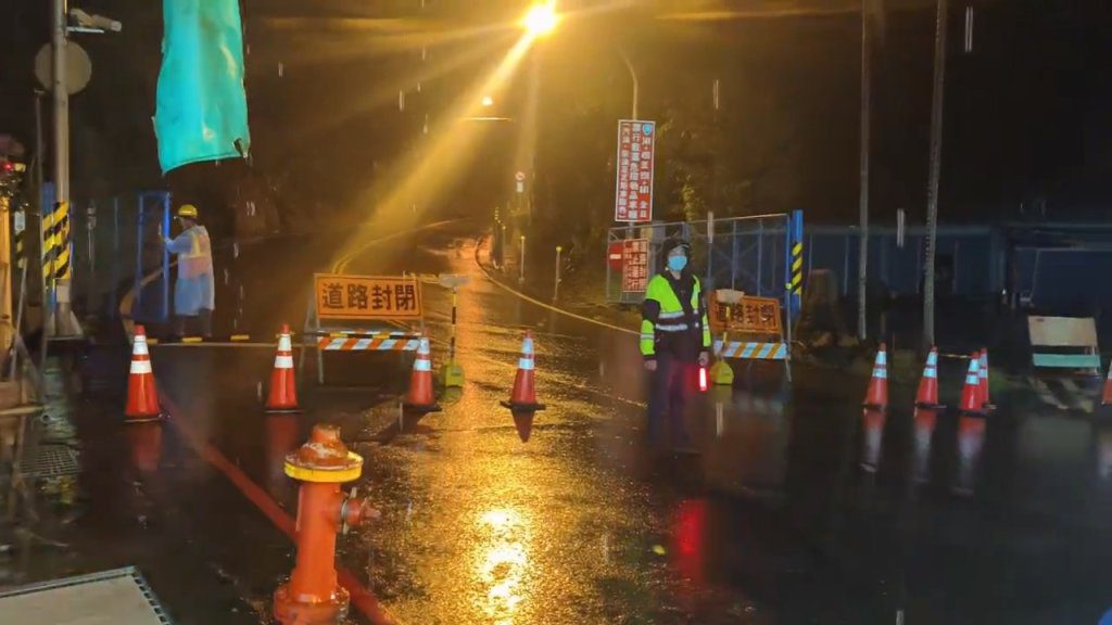 阿里山公路近全封!受竹節草颱風及西南氣流影響 34K~88K兩階段預警性封閉 阿里山公路近全封!受竹節草颱風及西南氣流影響 34K~88K兩階段預警性封閉