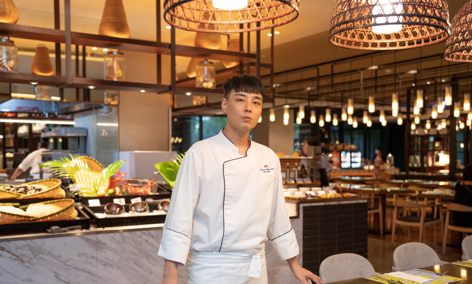 大員皇冠假日酒店推【海鮮市場】嚴選每日現流鮮魚饗宴限時登場