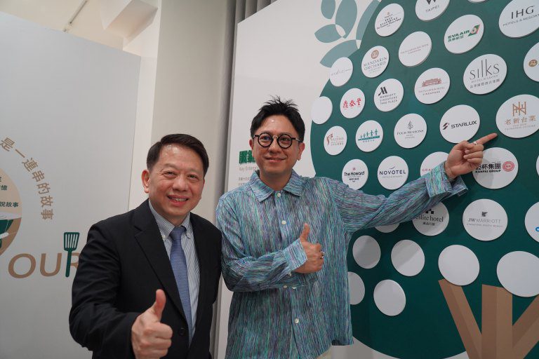 高餐大數位校史館「欣傳館」開幕 沉浸式體驗感受時光流轉 高餐大數位校史館「欣傳館」開幕 沉浸式體驗感受時光流轉