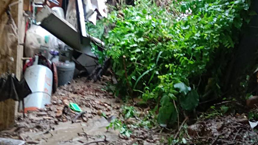 暴雨狂炸重創彰化市 車輛遭沖、土石流灌民宅 暴雨狂炸重創彰化市 車輛遭沖、土石流灌民宅