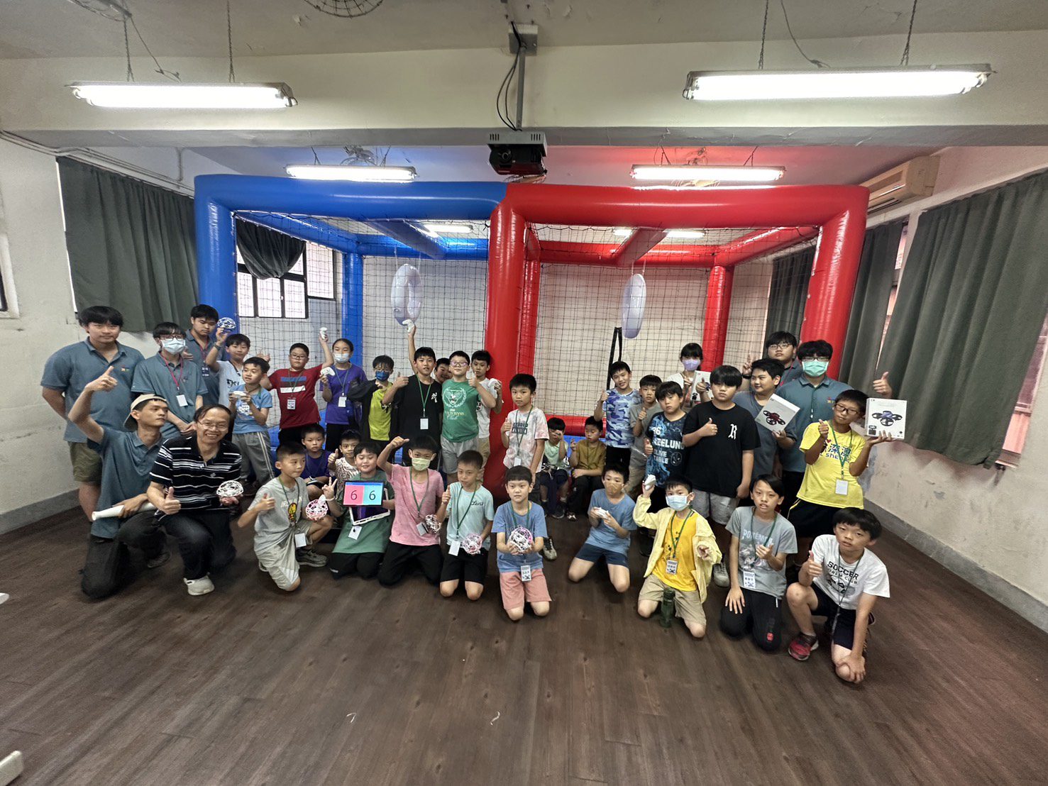 「無人機足球小飛俠」夏令營融合飛行與競技 點燃學童科技學習熱情