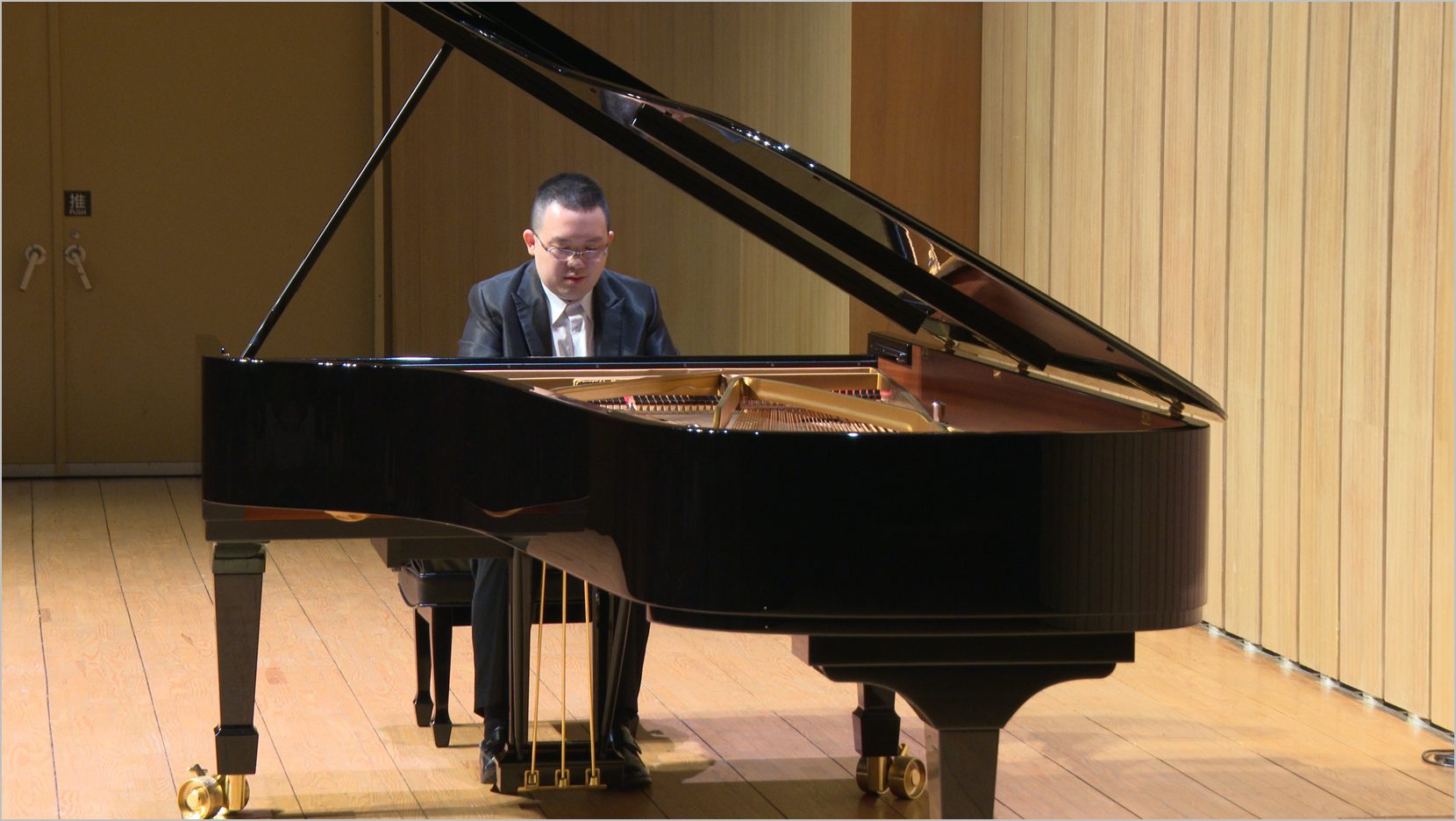 跨越經典與現代　鋼琴家陳咏懌8月9日震撼登場