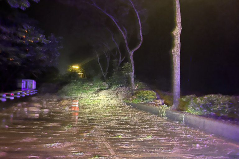 南投台16線崩坍走山交通中斷 改走替代道路 南投台16線崩坍走山交通中斷 改走替代道路