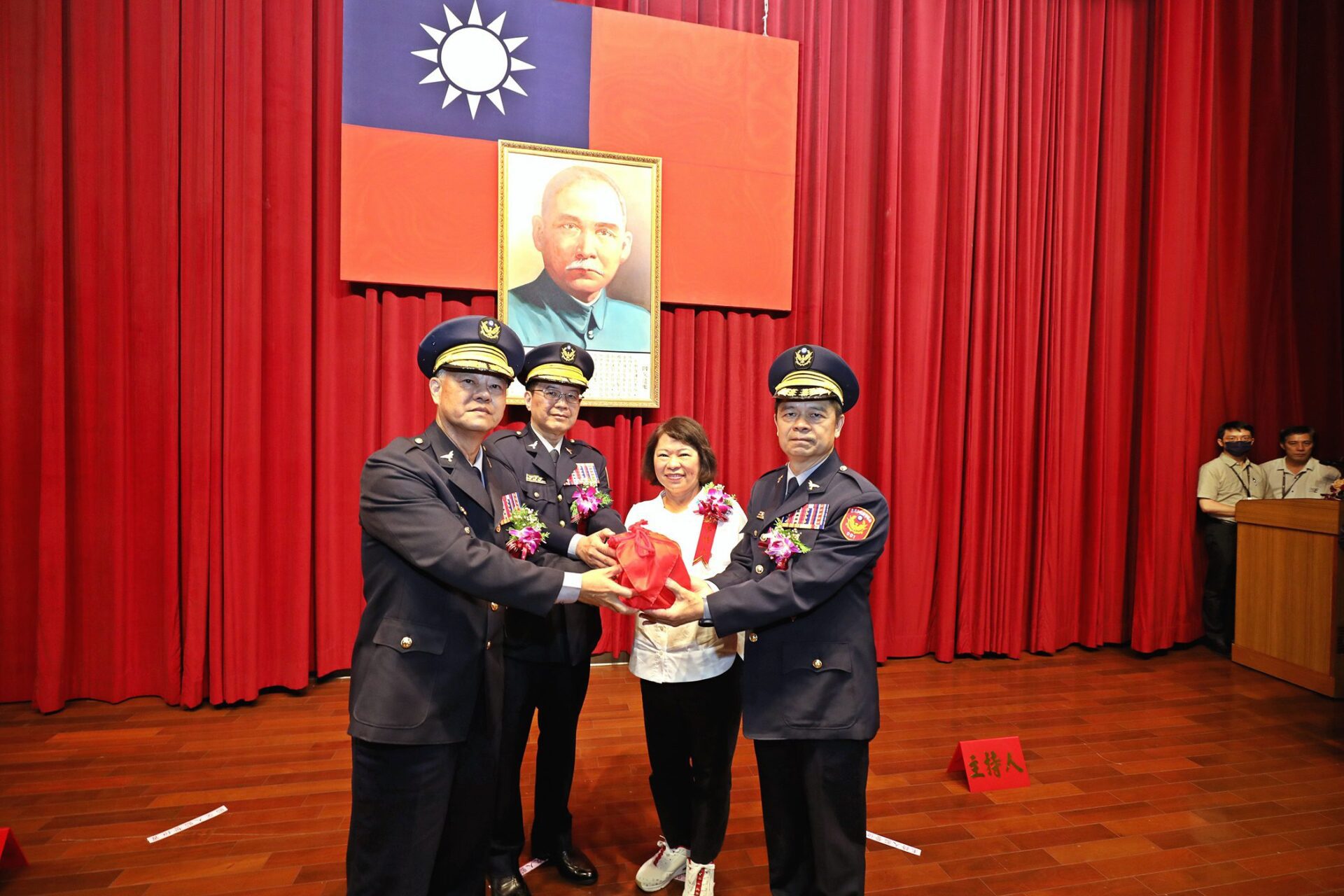 嘉市警局新局長陳明志上任　黃敏惠盼延續治安佳績、打造宜居城市