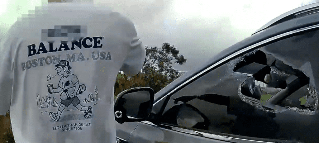 不滿前妻與人搭車　嘉義莾男尾隨砸車警方當場逮捕送辦