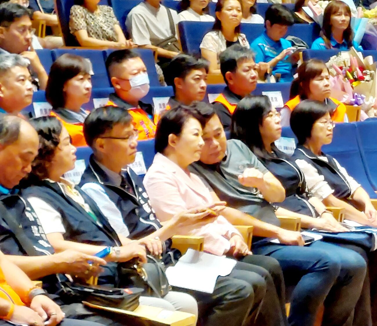 中市101位校長、園長布達交接 市長盧秀燕感恩期勉:共同努力培育優秀人才 中市101位校長、園長布達交接 市長盧秀燕感恩期勉:共同努力培育優秀人才