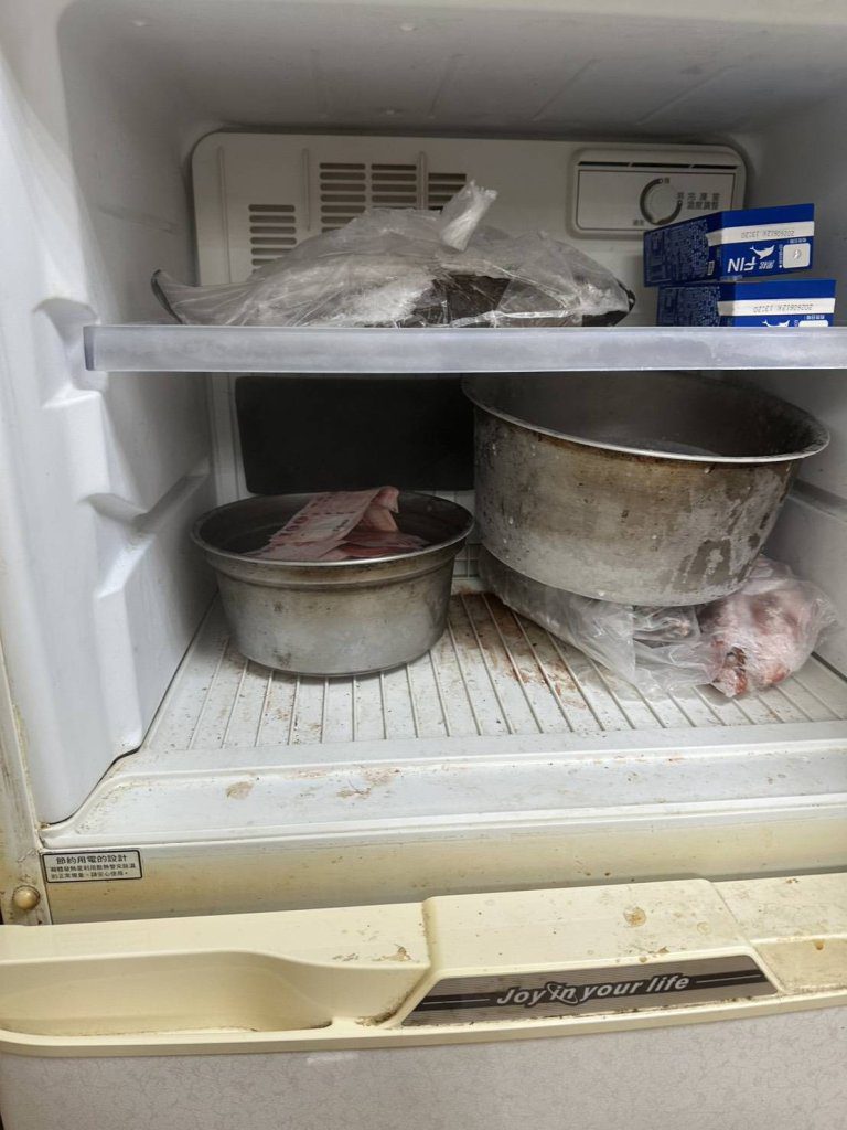 桃警攻堅破賭場　賭資藏冰箱冷凍庫結凍了！