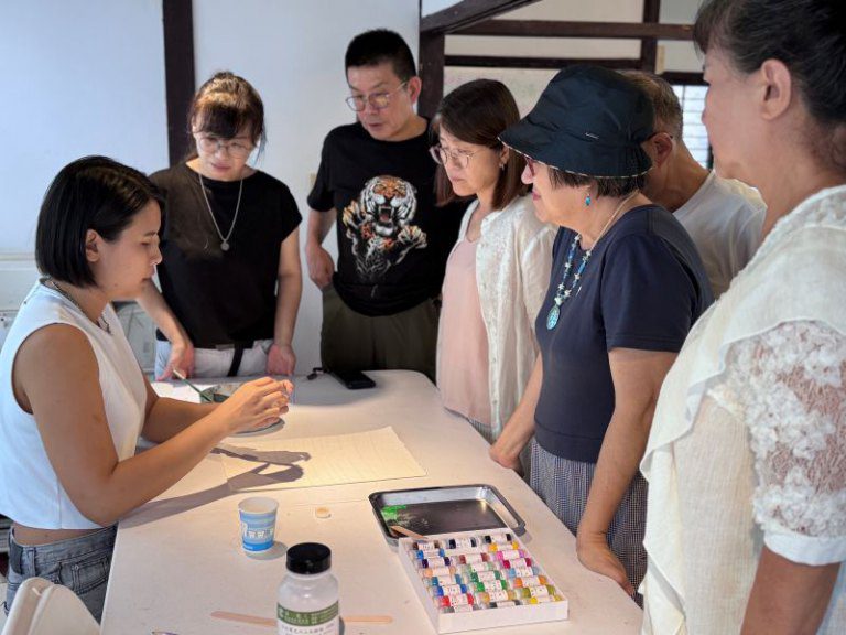 溫佳寧以水干方式表現在視覺圖像非常清新 溫佳寧以水干方式表現在視覺圖像非常清新