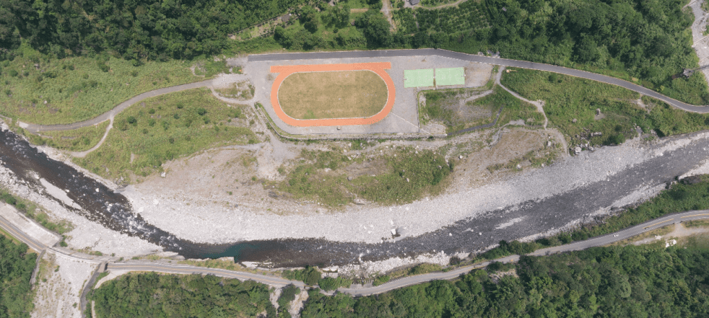 大甲溪浮屍卡沙洲! 消防隊員打撈上岸身分死因待查 大甲溪浮屍卡沙洲! 消防隊員打撈上岸身分死因待查