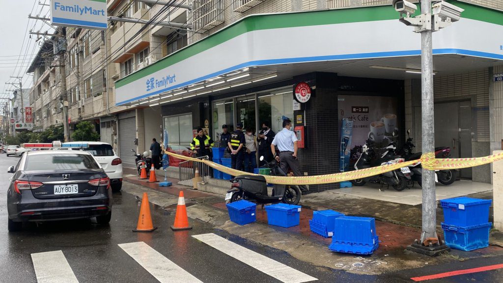 台中豐原兇殺命案!57歲男子超商結帳被砍傷重不治 兇嫌投案 台中豐原兇殺命案!57歲男子超商結帳被砍傷重不治 兇嫌投案