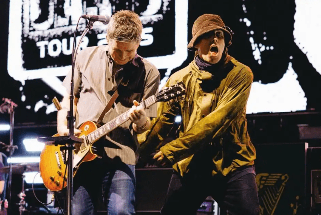 綠洲演唱會發生墜樓憾事!男性觀眾高處落下當場身亡 綠洲演唱會發生墜樓憾事!男性觀眾高處落下當場身亡