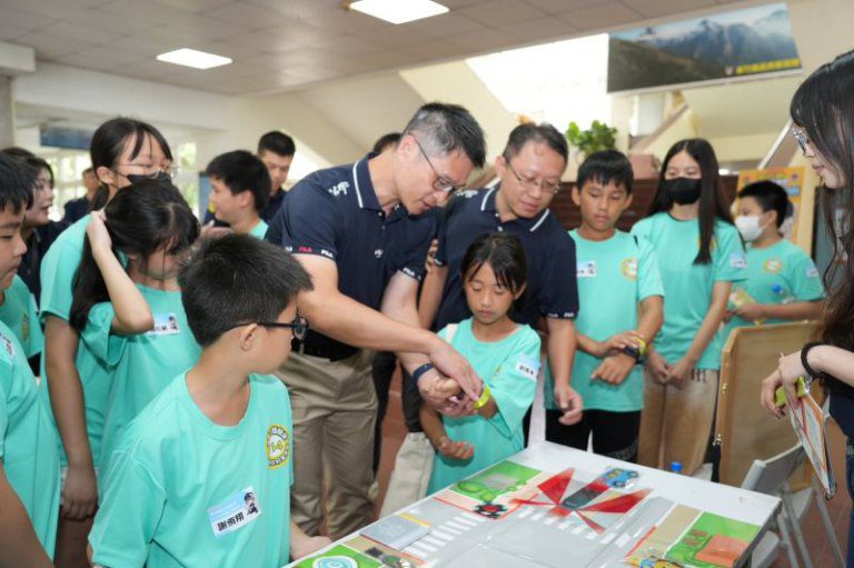 一日體驗正義出勤! 竹縣警舉辦波麗士體驗營熱血登場 一日體驗正義出勤! 竹縣警舉辦波麗士體驗營熱血登場