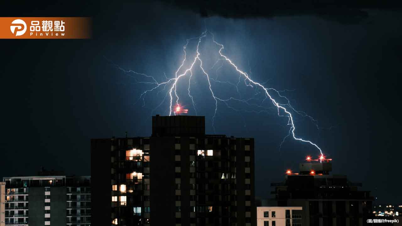 強烈雷雨帶襲台!5縣市發布豪大雨特報 氣象專家:天氣非常不穩定 強烈雷雨帶襲台!5縣市發布豪大雨特報 氣象專家:天氣非常不穩定