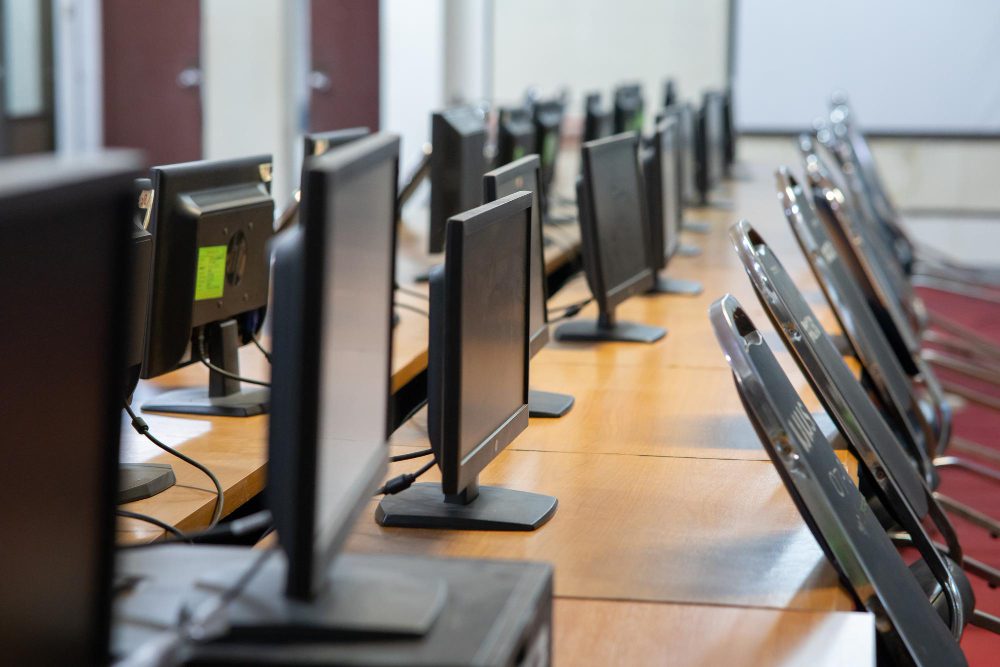 強化數位學習根基！桃園教育局更新95校電腦設備 提升教學效能