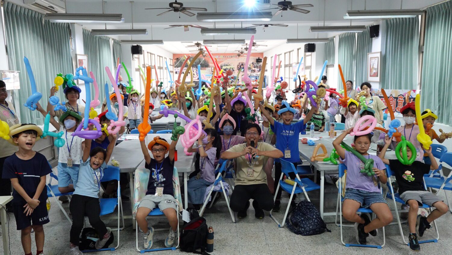 輔英科大志工送愛到屏東縣偏鄉 寓教於樂收穫滿滿 輔英科大志工送愛到屏東縣偏鄉 寓教於樂收穫滿滿