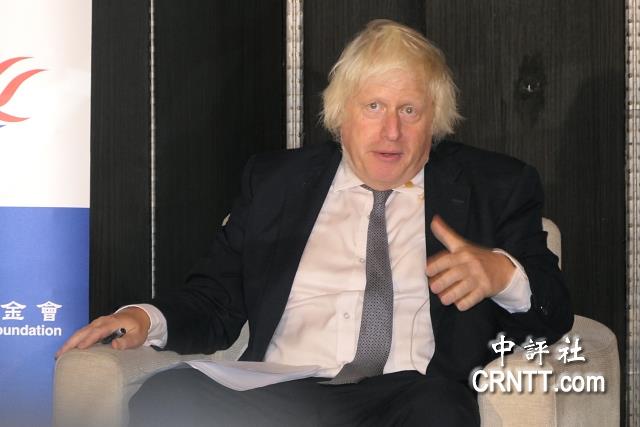 強生訪台談川普：不知道為什麼要有這些關稅？　賴清德府內會見英前首相