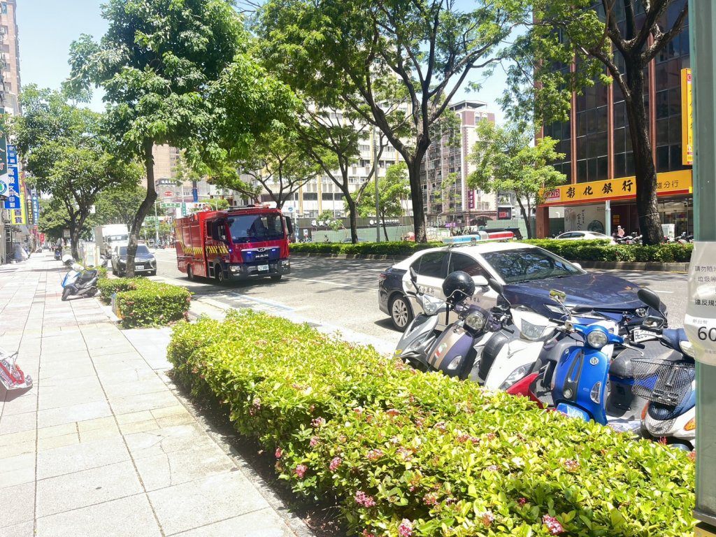 年輕男中正四路大樓墜樓 搶救無效 警: 已通知家屬