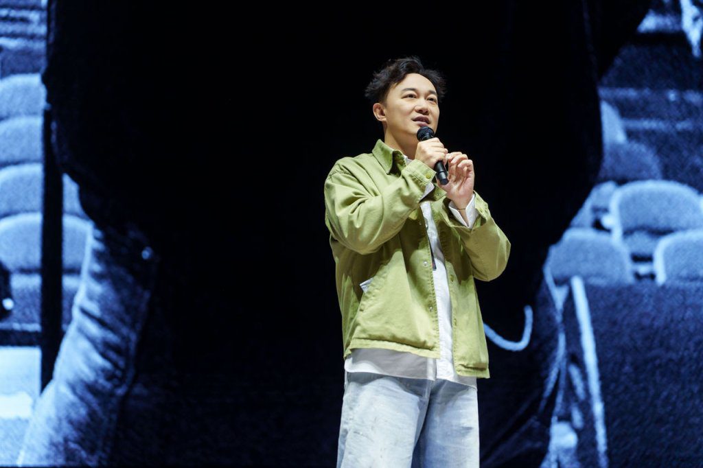 陳奕迅自曝「焦慮症服藥治療」！巡演結束後將休息