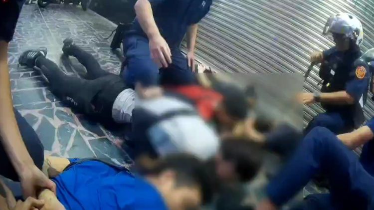 【有片】全是失聯移工!八德警攔查可疑小客車 5乘客全遭逮 【有片】全是失聯移工!八德警攔查可疑小客車 5乘客全遭逮