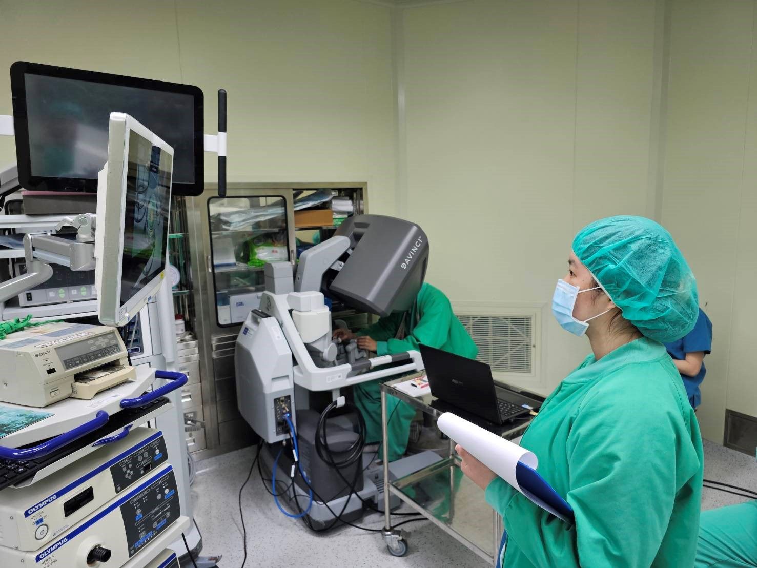 達文西泌尿科手術費用大降　北市聯醫守護男性健康