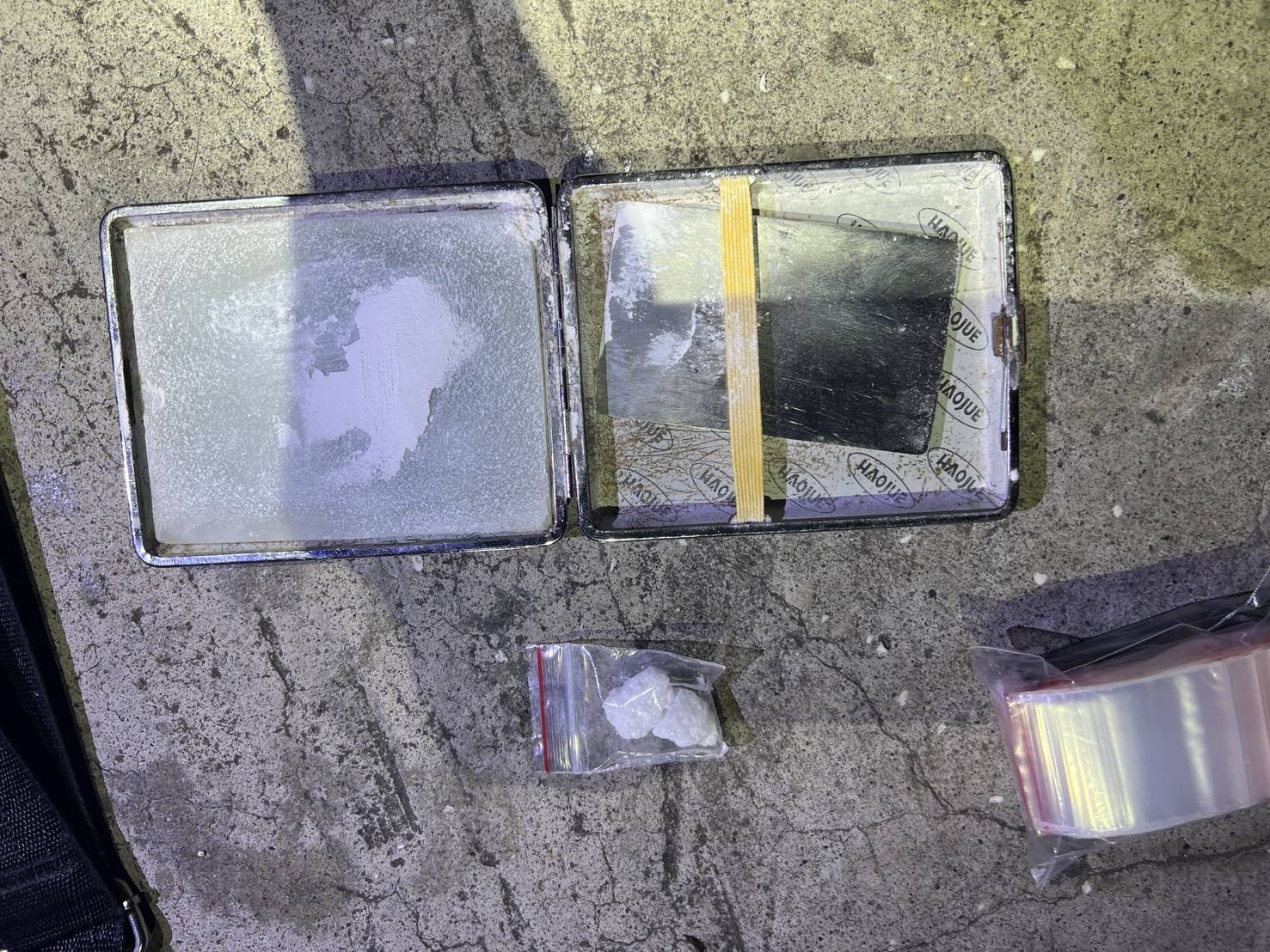 八德自小客拒檢加速逃 駕駛被發現酒駕、持毒