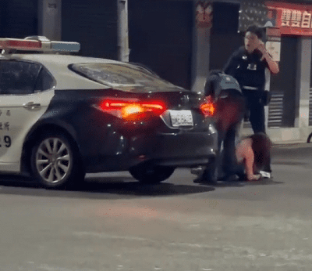 員林女子酒駕撞民宅情緒失控! 與警口角聲稱受傷遭性騷擾 員林女子酒駕撞民宅情緒失控! 與警口角聲稱受傷遭性騷擾