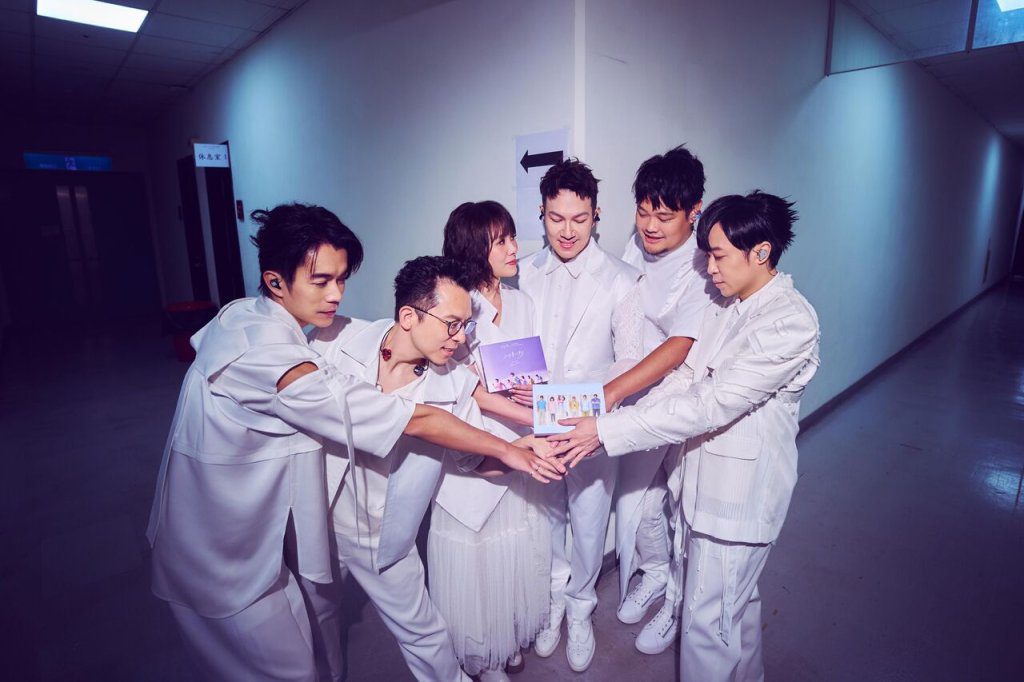 蘇打綠高雄最終場 睽違11年回巨蛋青峰喊「回家囉!」 蘇打綠高雄最終場 睽違11年回巨蛋青峰喊「回家囉!」