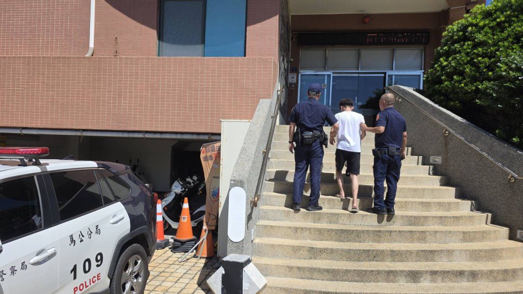 澎湖停車場傳槍響！　警方查獲持空氣槍擊發BB彈男子