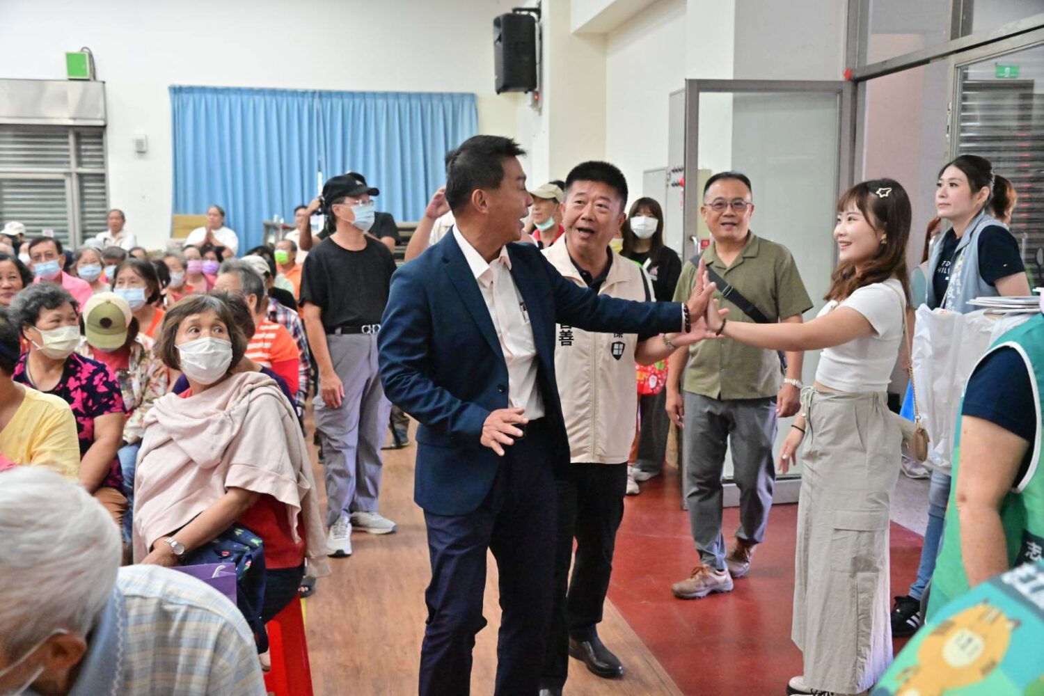 許智傑林園舉辦市民見面會 現場齊呼「智慧高雄 傑然不同」 許智傑林園舉辦市民見面會 現場齊呼「智慧高雄 傑然不同」