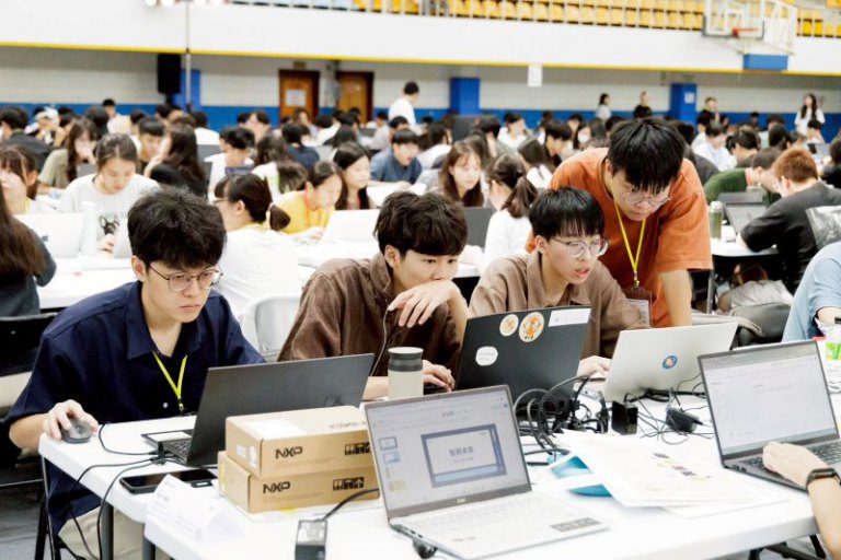 2025「新竹X梅竹黑客松」報名開跑! 邱臣遠代理市長邀青年為竹市注入創新能量 2025「新竹X梅竹黑客松」報名開跑! 邱臣遠代理市長邀青年為竹市注入創新能量