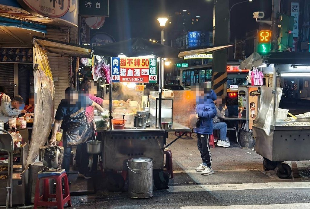 士林50年老字號甜不辣老闆猝逝　菸嗓叫賣聲成永遠回憶