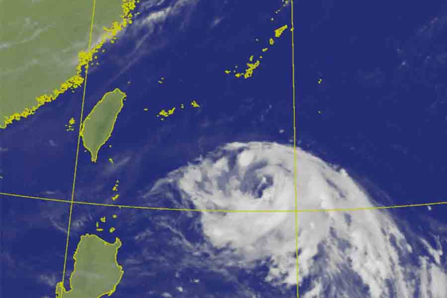 影音/中央氣象署05:30發布中度颱風楊柳海上颱風警報