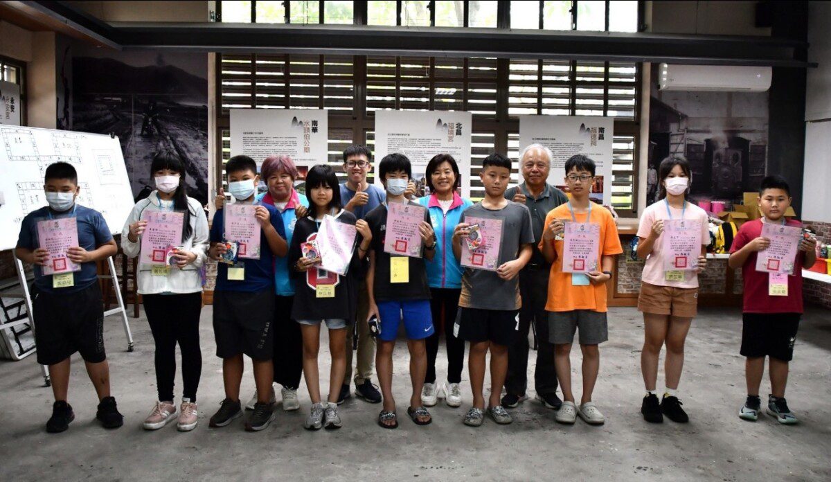 吉安鄉客語桌遊夏令營探索家鄉味游淑貞陪孩子用客語玩轉在地文化