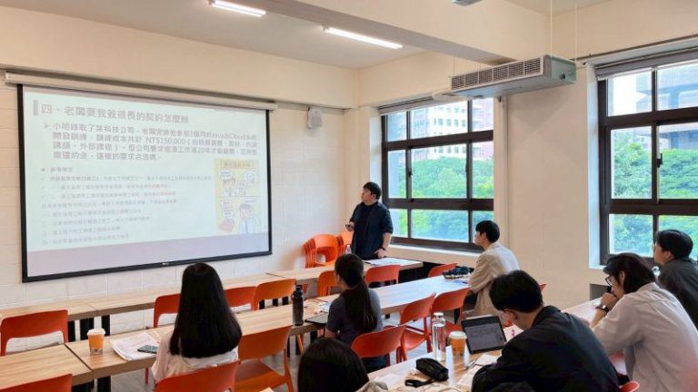 從校園走向職場! 賈桃樂計畫帶你直通職場 呼籲大三大四青年趕緊來 從校園走向職場! 賈桃樂計畫帶你直通職場 呼籲大三大四青年趕緊來