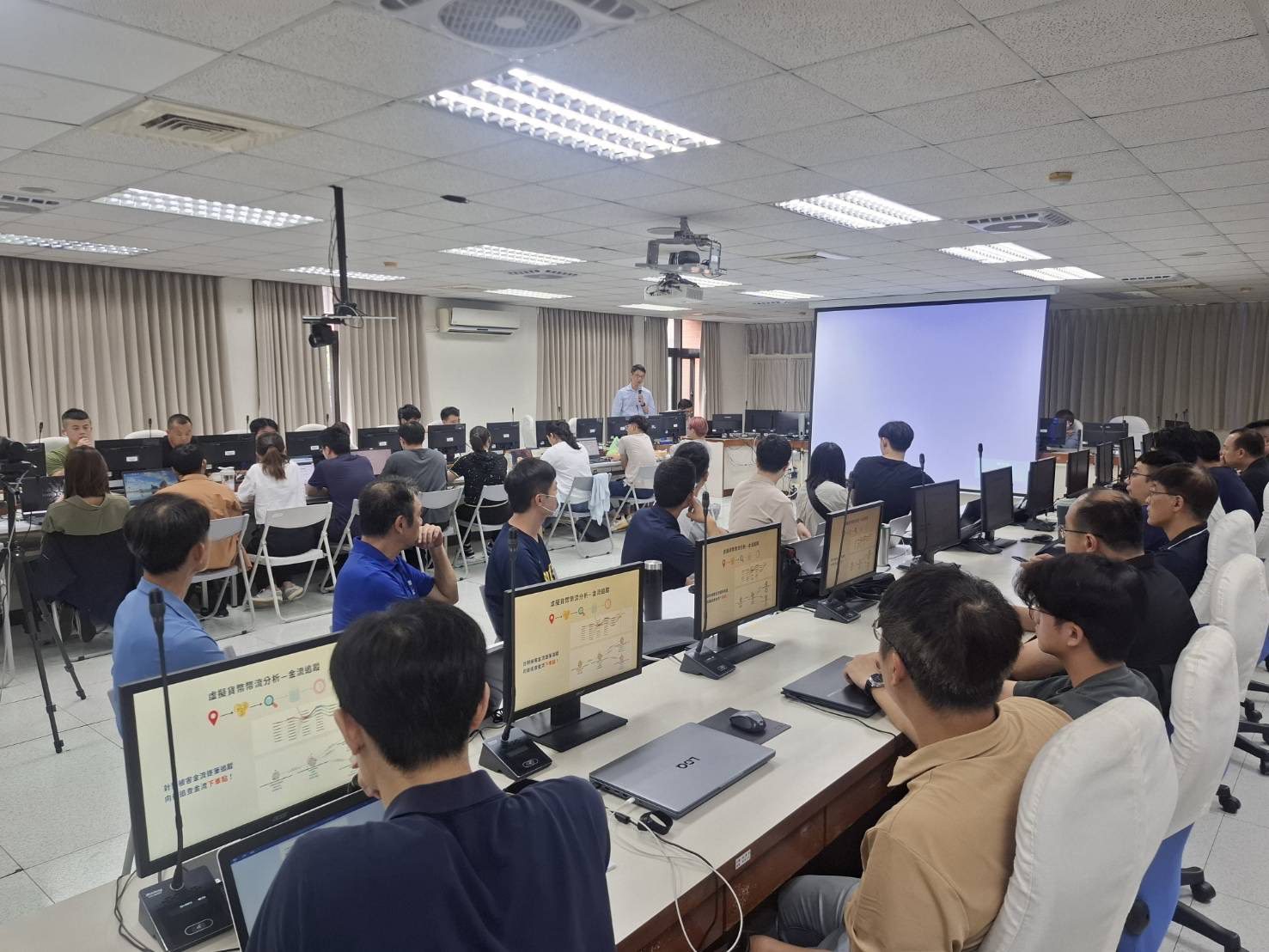 竹縣警邀專家講授加密貨幣反詐騙課程 增進偵查量能 竹縣警邀專家講授加密貨幣反詐騙課程 增進偵查量能