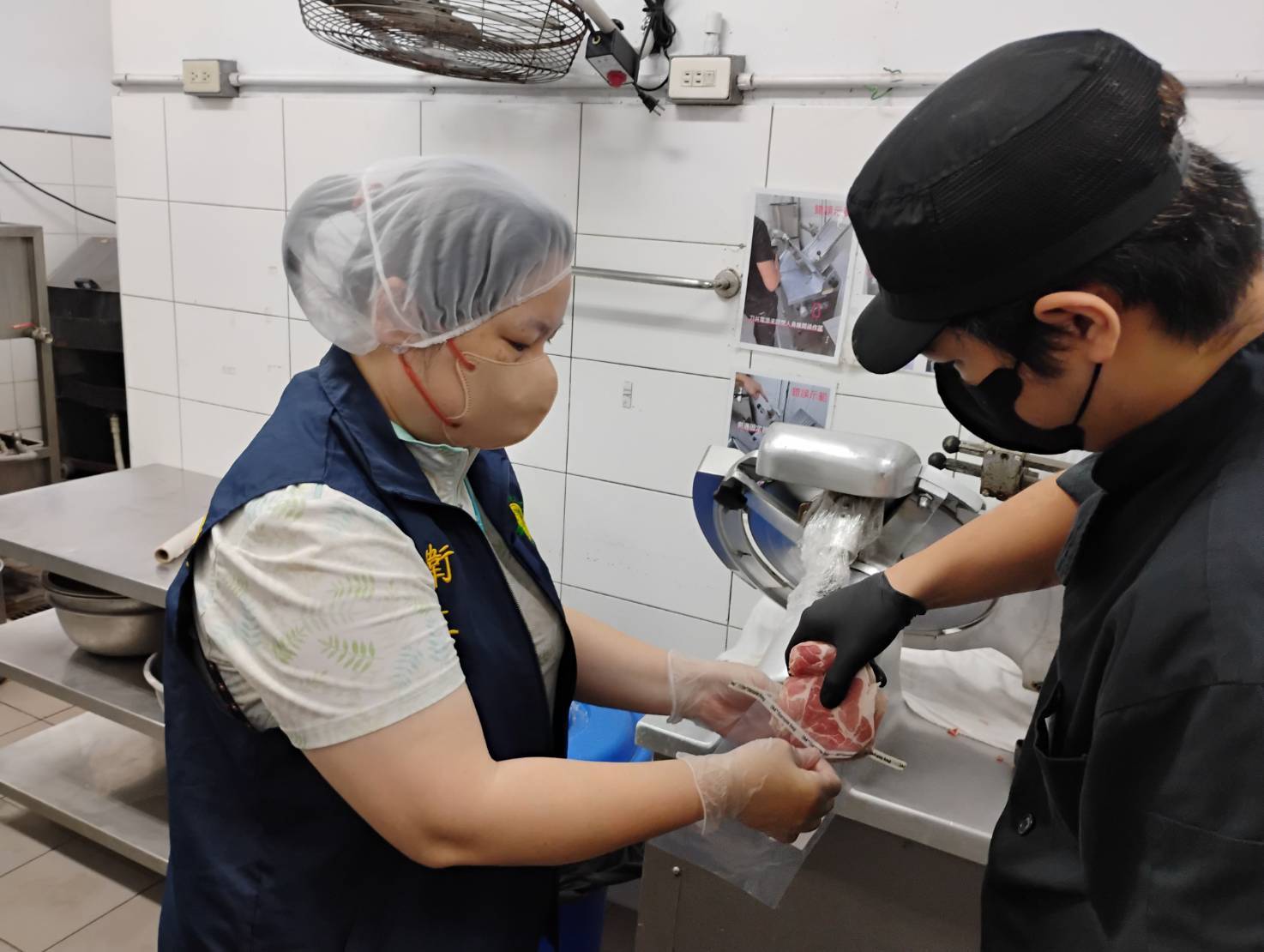 吃到飽餐廳年度專案稽查 高市衛生局抽驗19家全過關 吃到飽餐廳年度專案稽查 高市衛生局抽驗19家全過關